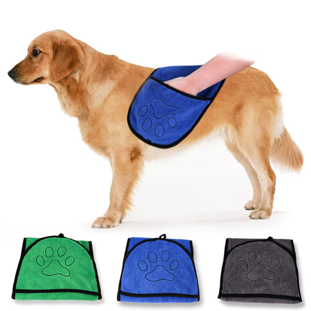 Serviette microfibre à poches pour chien — séchage rapide après le bain